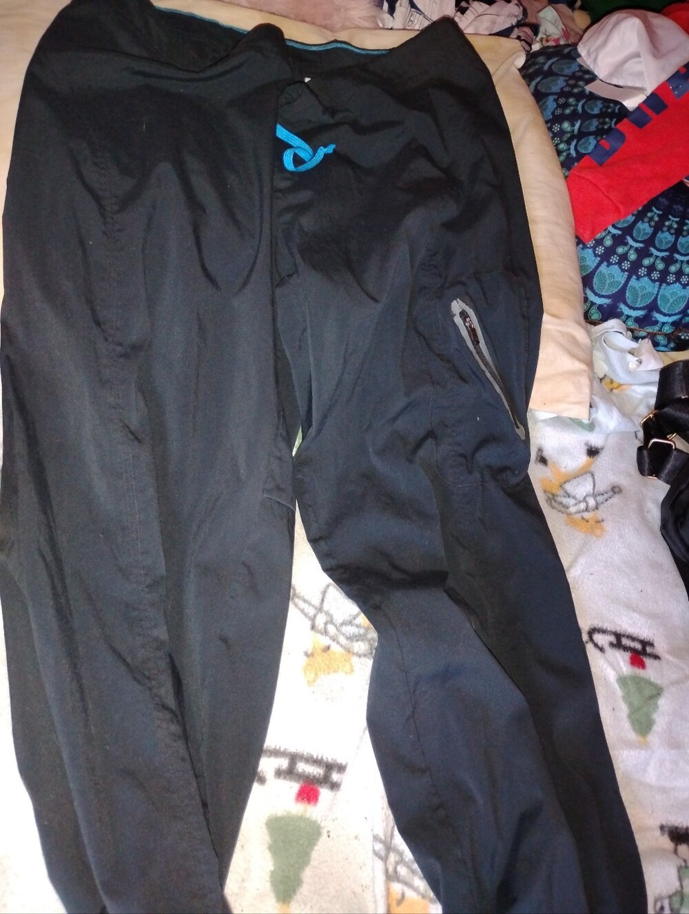 Columbia Black Jogger Pants with Blue Logo Accent